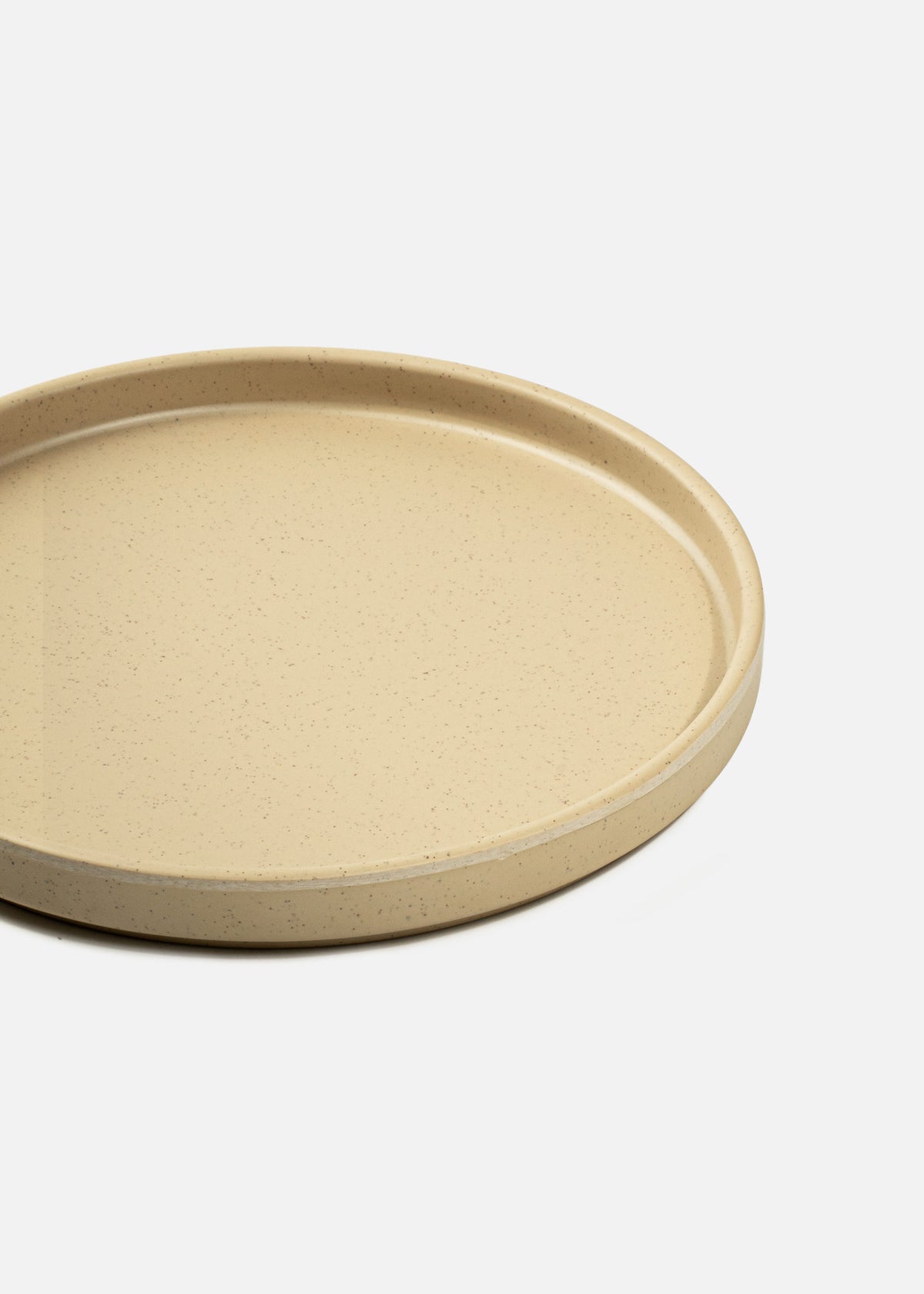 Plato trinche Barcelona de melamina arena mate de 20 cm