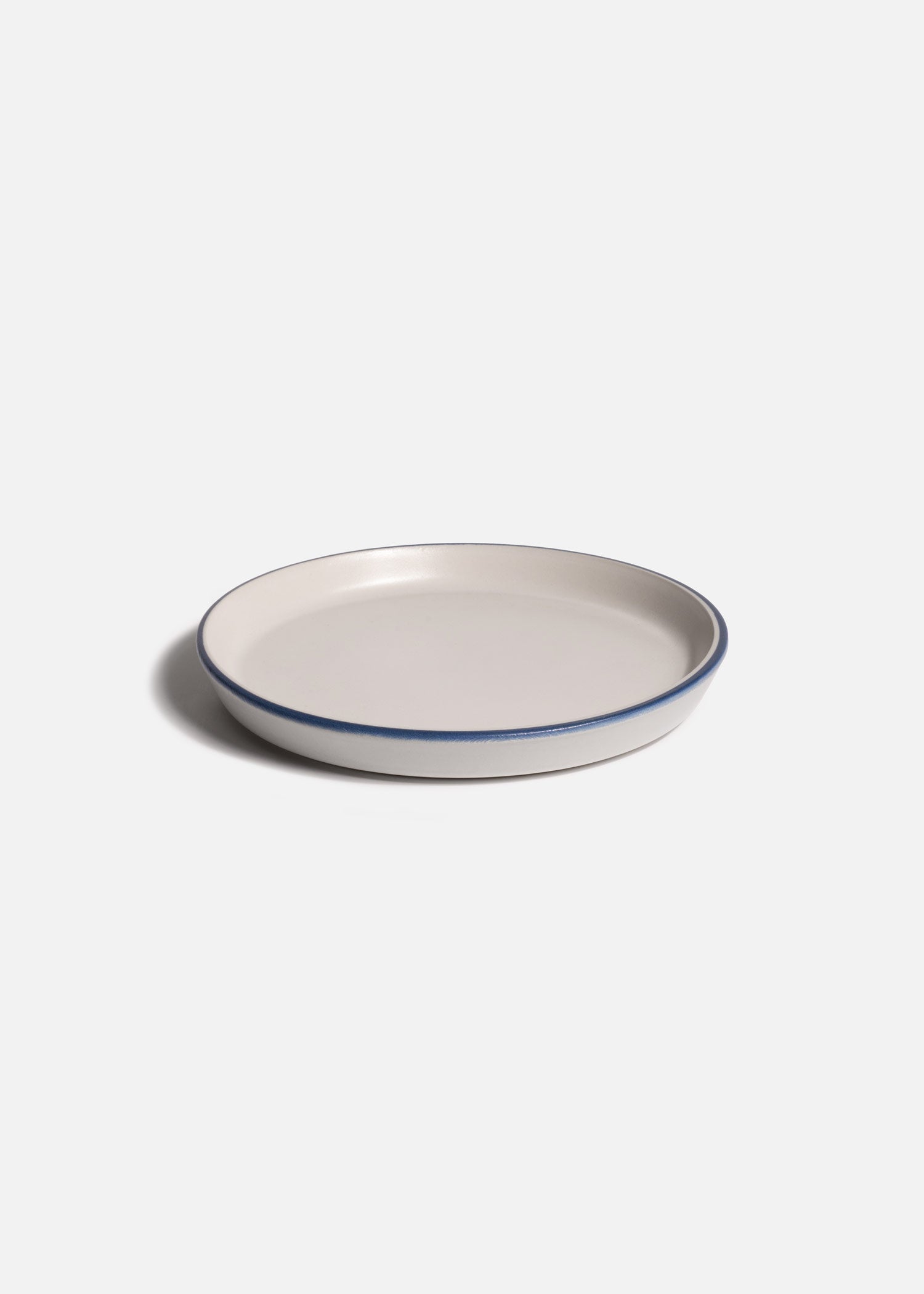 Plato blanco de 20 cm con borde alto para restaurante