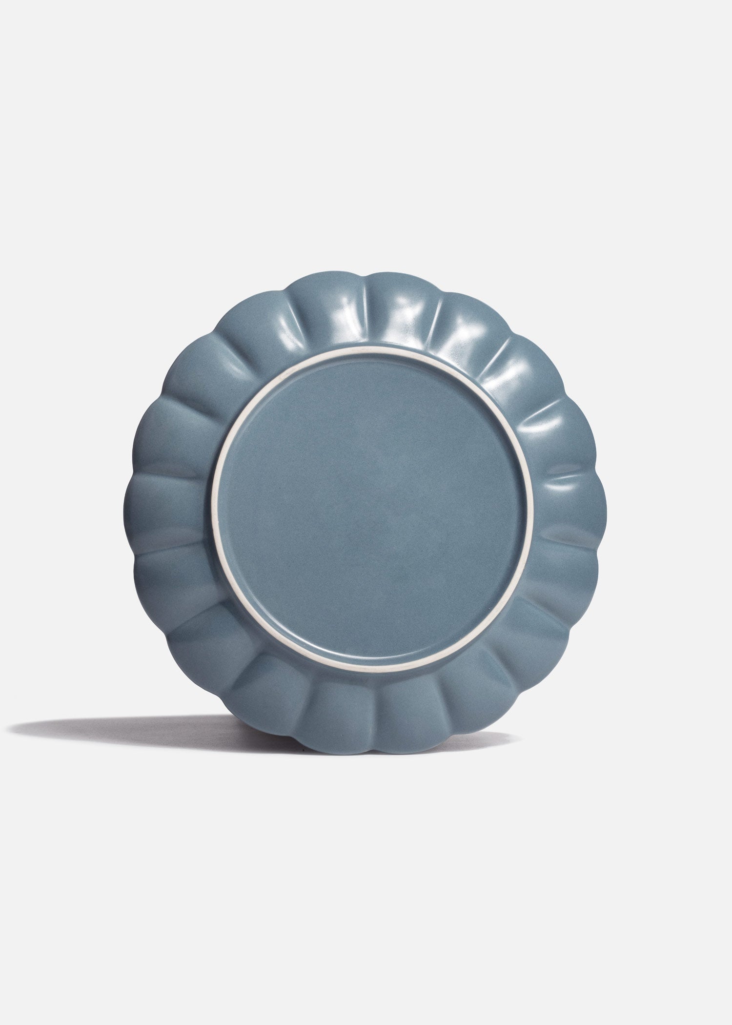 Plato trinche de cerámica premium azul mate Pétalo Ø 22 cm