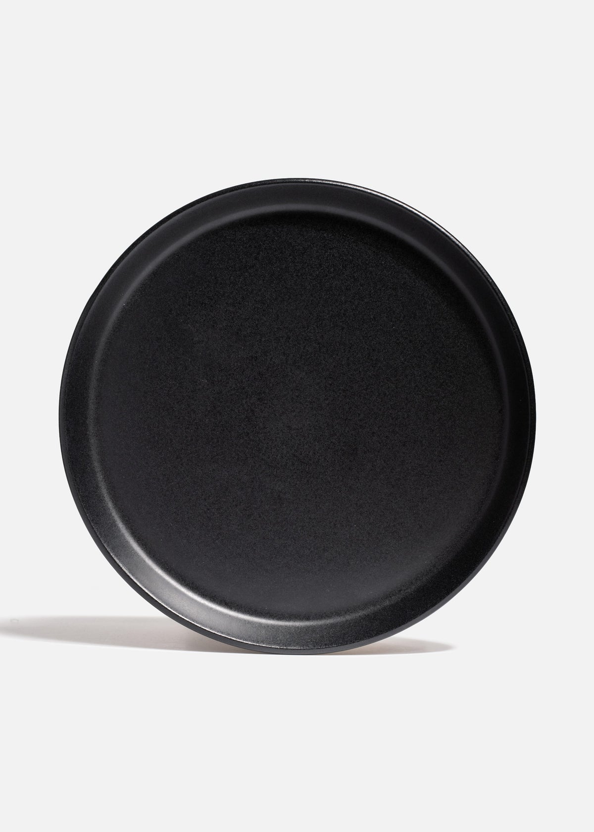 Plato trinche de cerámica negro mate Bruce Ø 26 cm — imagen de producto