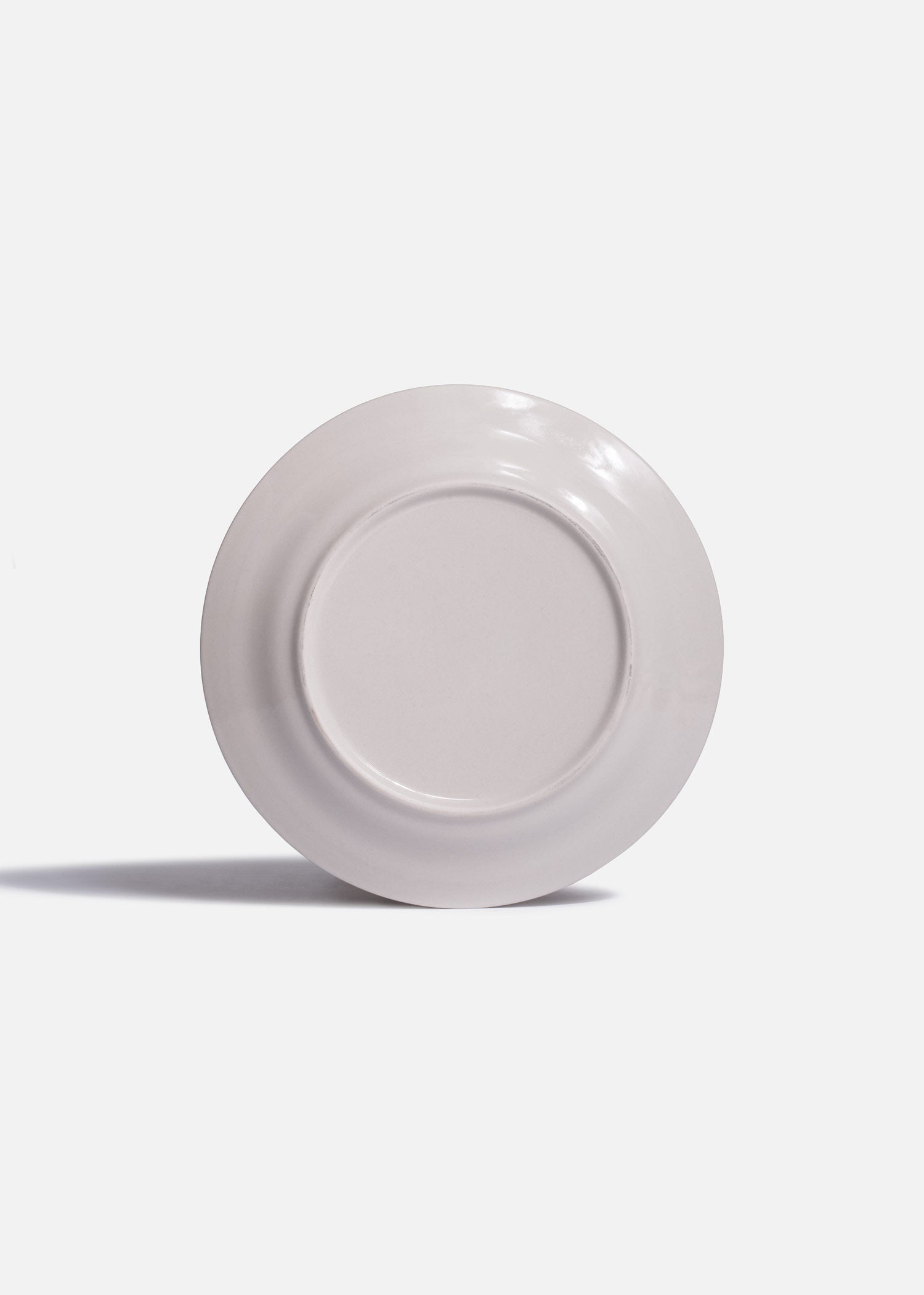 Detalle del diseño concéntrico del plato morado México Lindo