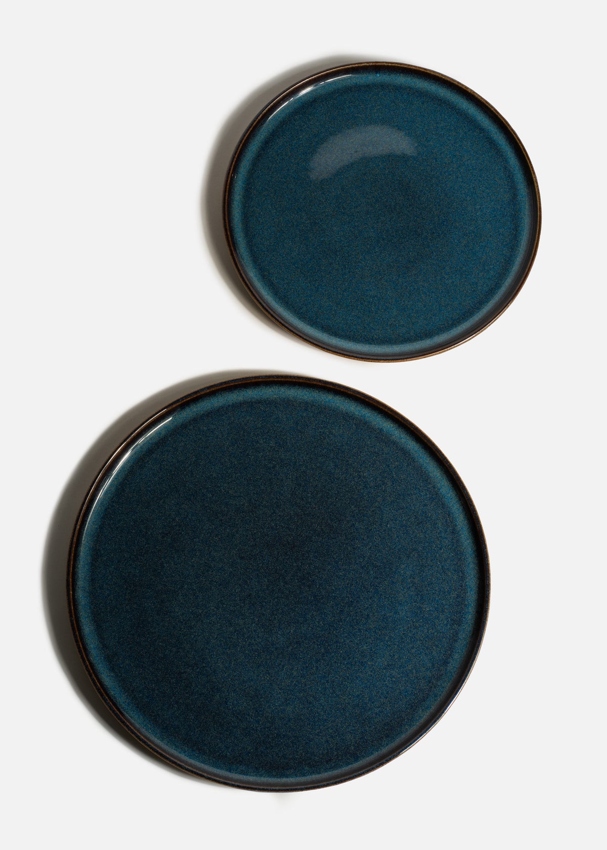 Platos trinche de cerámica azul Sphere Ocean — imagen de producto