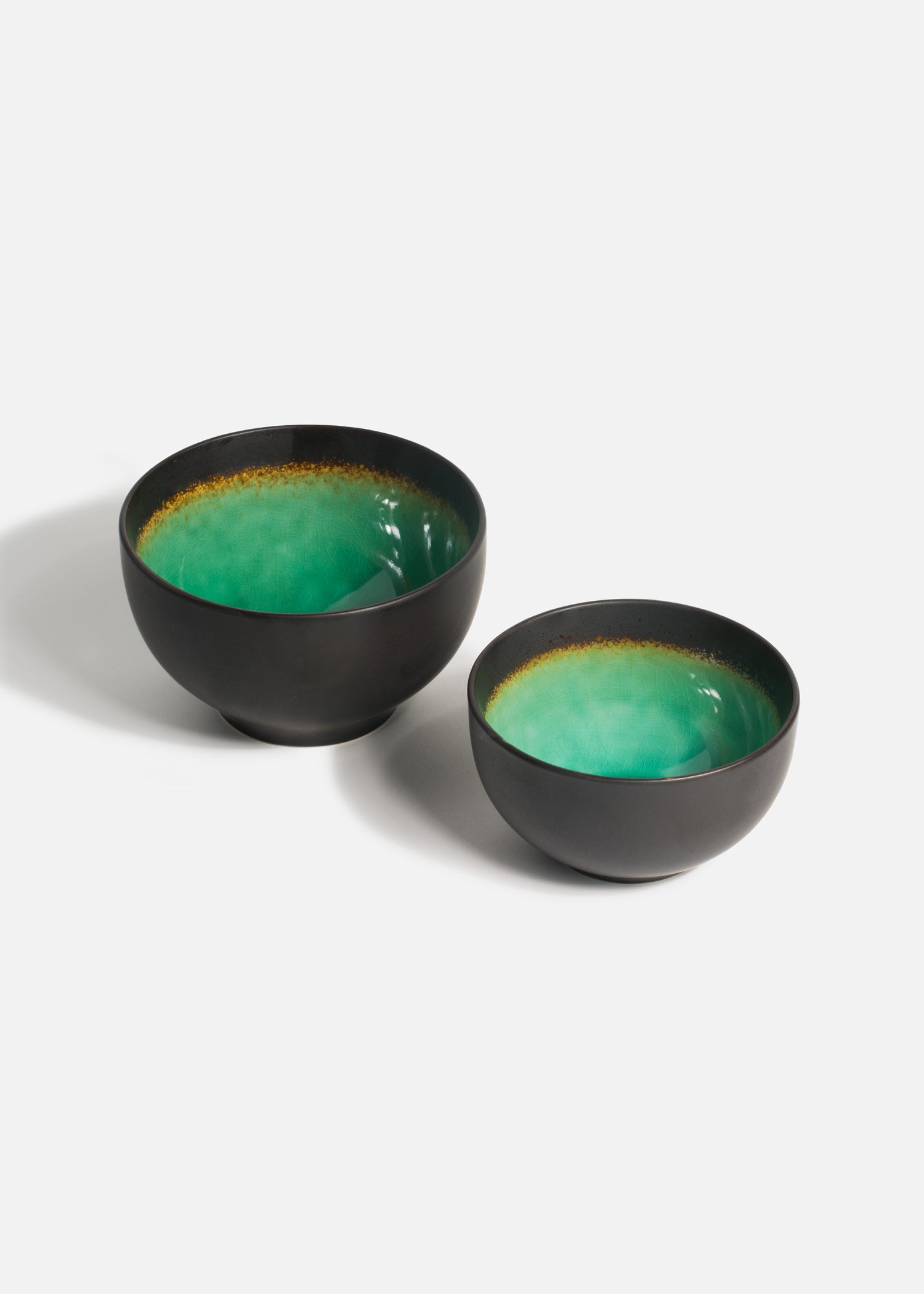 Platos hondos de porcelana negro Hakone