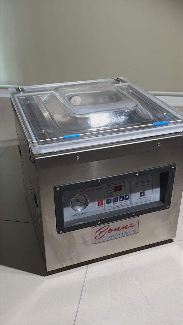 Cargar vídeo: Video de empacadora al vacío de mesa 20 m³/h con barra de 40 cm