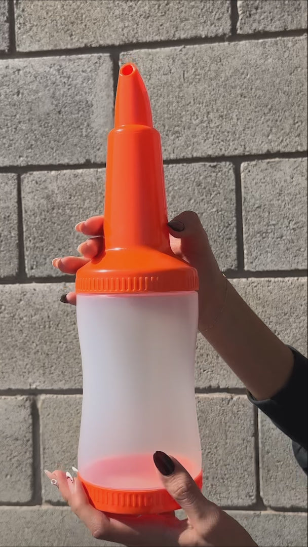 Cargar vídeo: video detalles botella de plástico maha