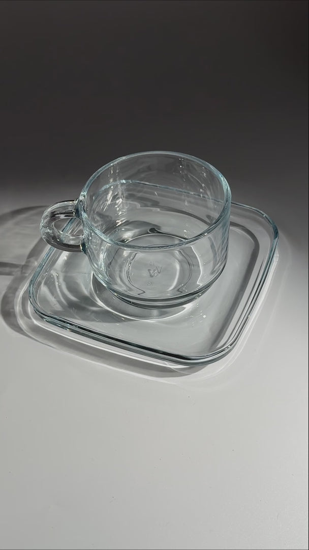 video detalles taza con plato maha