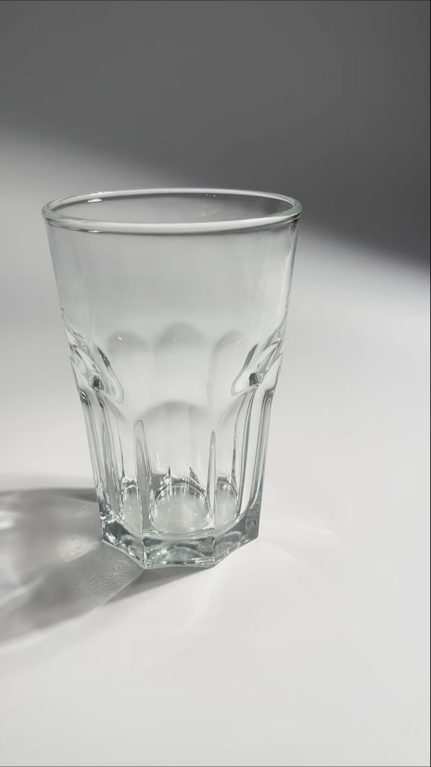 Cargar vídeo: video detalles vaso vidrio highball maha