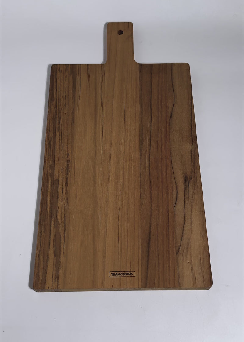 Video de estudio de tabla de madera para carnes Tramontina Churrasco 50 x 25 cm.