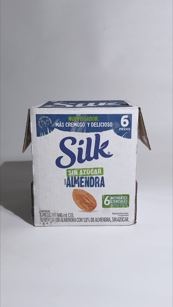 Video de bebida vegetal de almendra sin azúcar Silk 946 ml