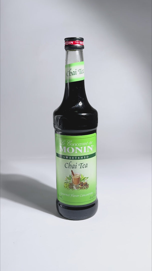 Jarabe de té chai botella de vidrio Monin 750 ml — video de producto