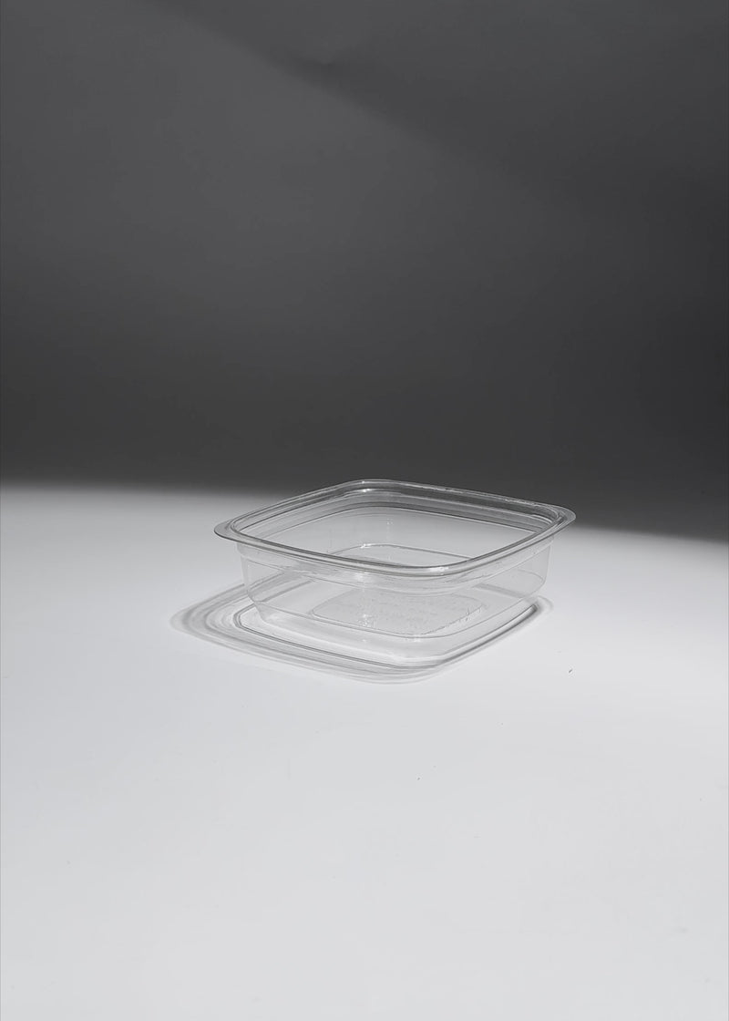 Video de Contenedor cuadrado de pet transparente 11.4x11.4 cm, 8 oz para restaurantes, cafeterias, panaderias, heladerias, dark kitchens y delivery