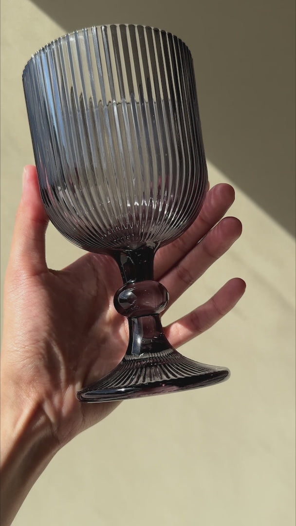Cargar vídeo: video detalles copas para agua maha