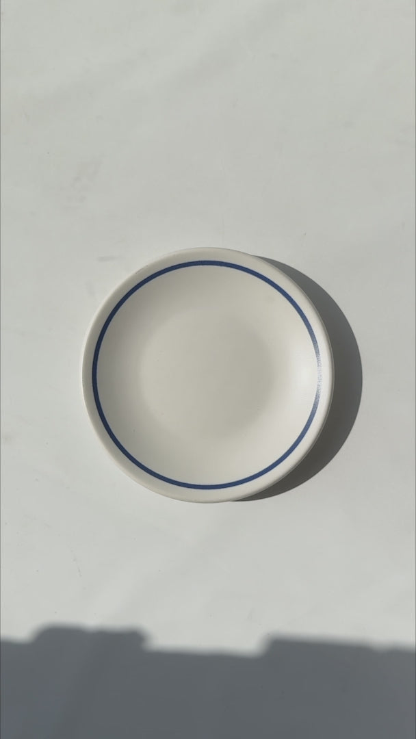 Video del plato trinche Regina blanco filo azul Ø 19 cm