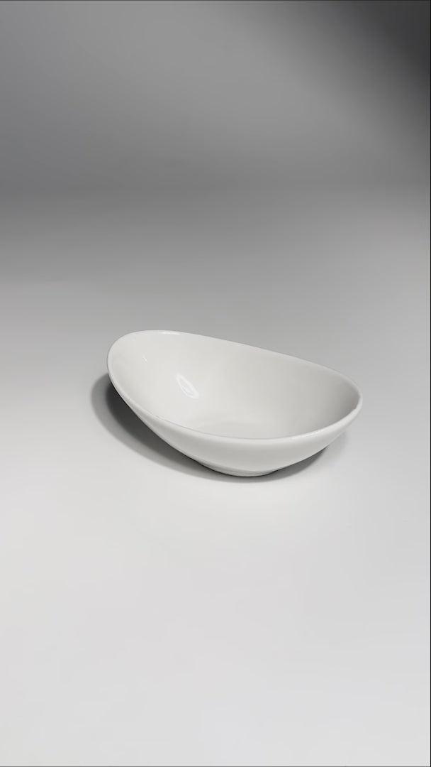 Cargar vídeo: video detalles plato hondo porcelana maha