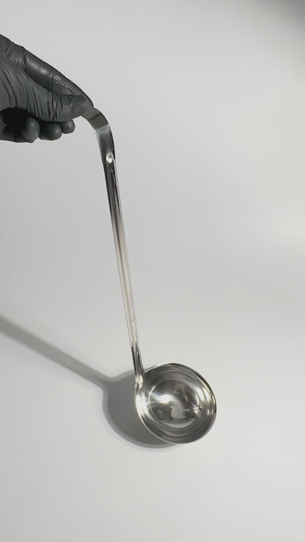 video detalles cucharon de acero inoxidable maha