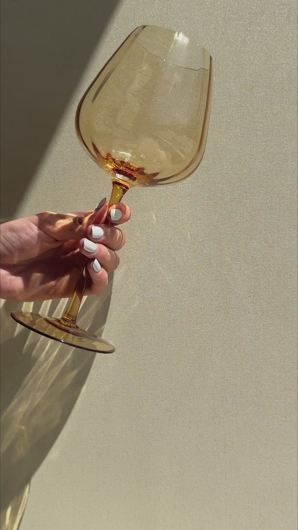 video detalles copa para vino maha