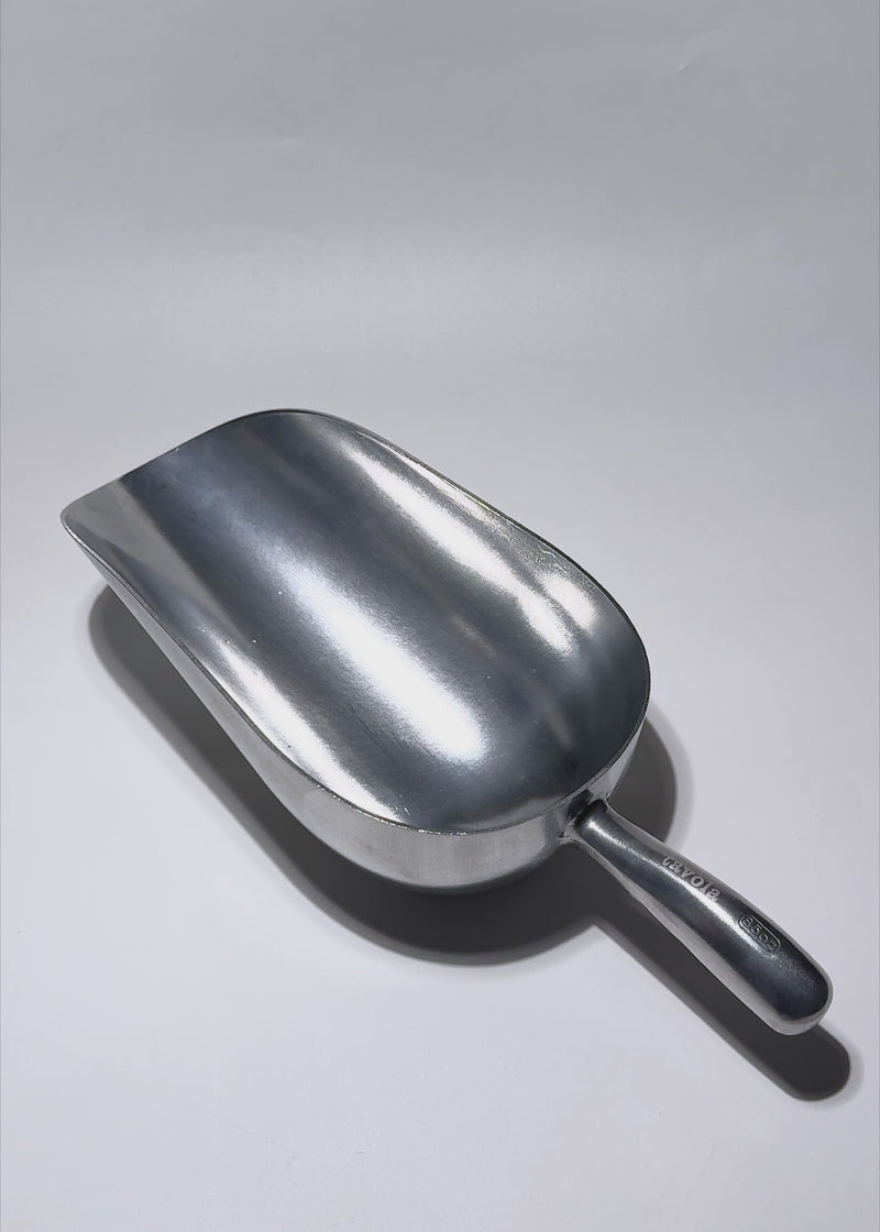Cucharon pala dosificadora de aluminio plata 2.5 L