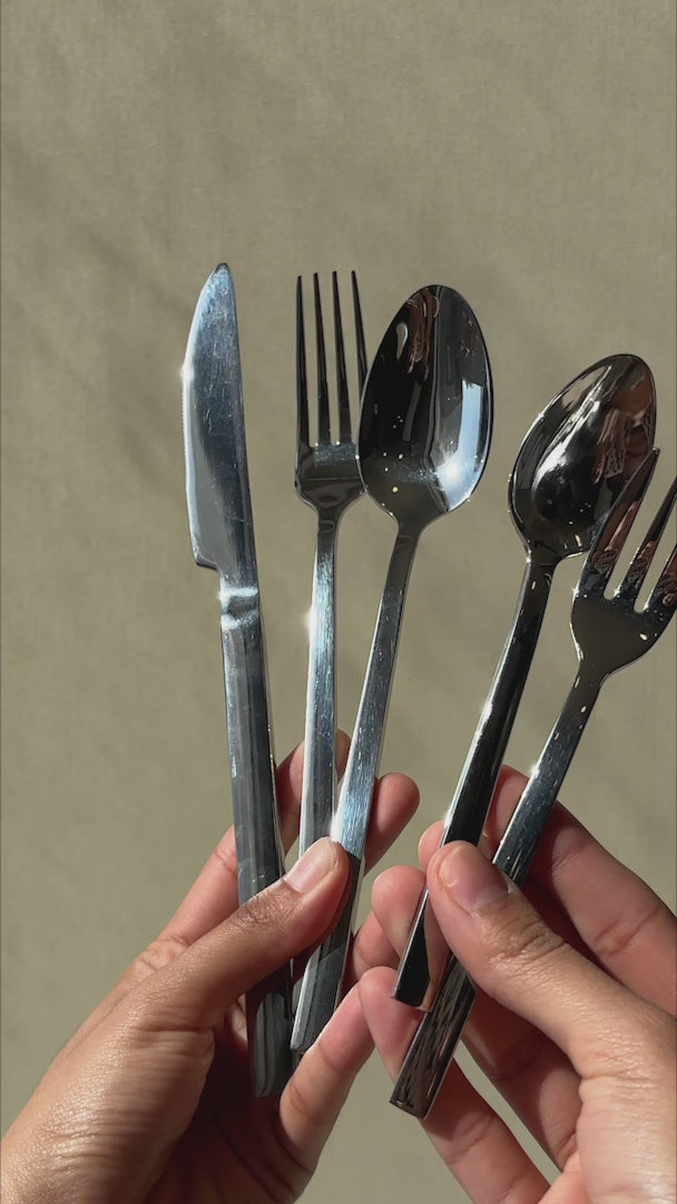 video detalles cubiertos de mesa maha