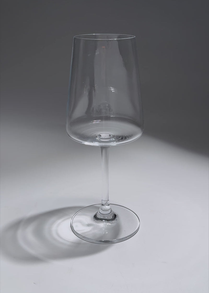 Copa para vino tinto de vidrio transparente Vitra 400 ml — video de producto