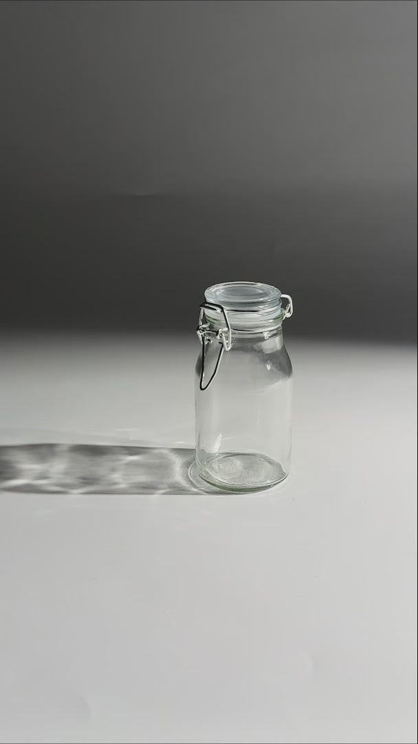 Cargar vídeo: Frasco lecherito especiero de vidrio hermético con tapa clip Brocalito 170 ml