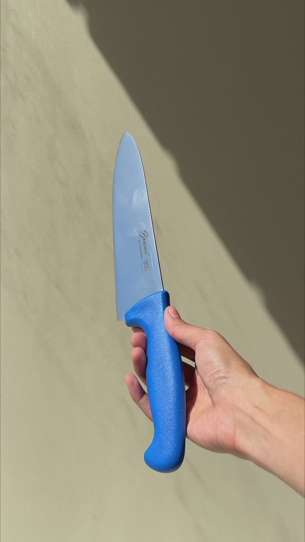 Cargar vídeo: video detalles cuchillo de cocina maha
