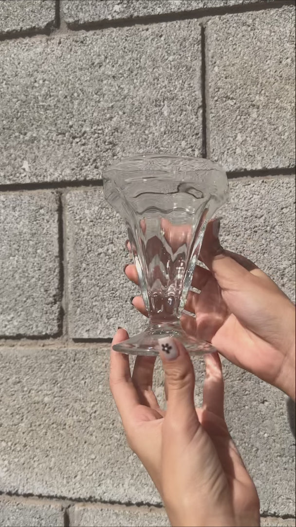 video detalles copa de vidrio maha