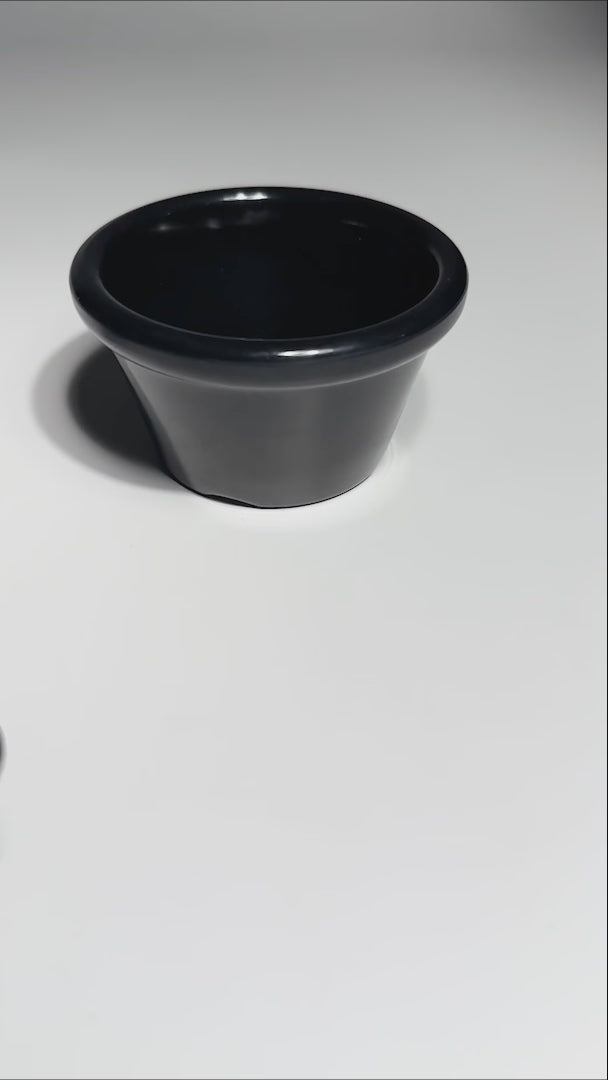 Cargar vídeo: video detalles ramekin melamina negro maha