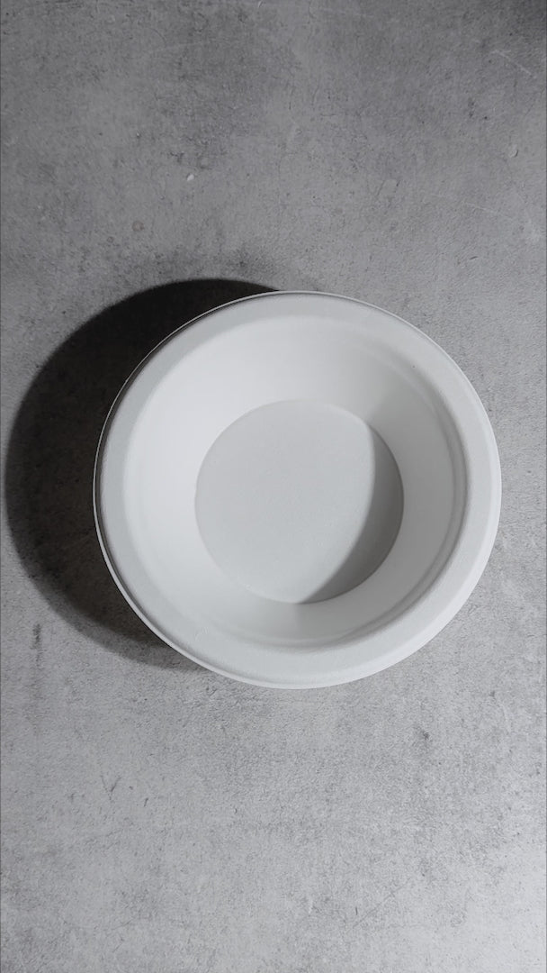 Cargar vídeo: video detalles plato desechable en maha