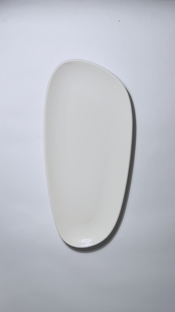 Video de loza para restaurantes MAHA charola de porcelana Vago de 36 cm