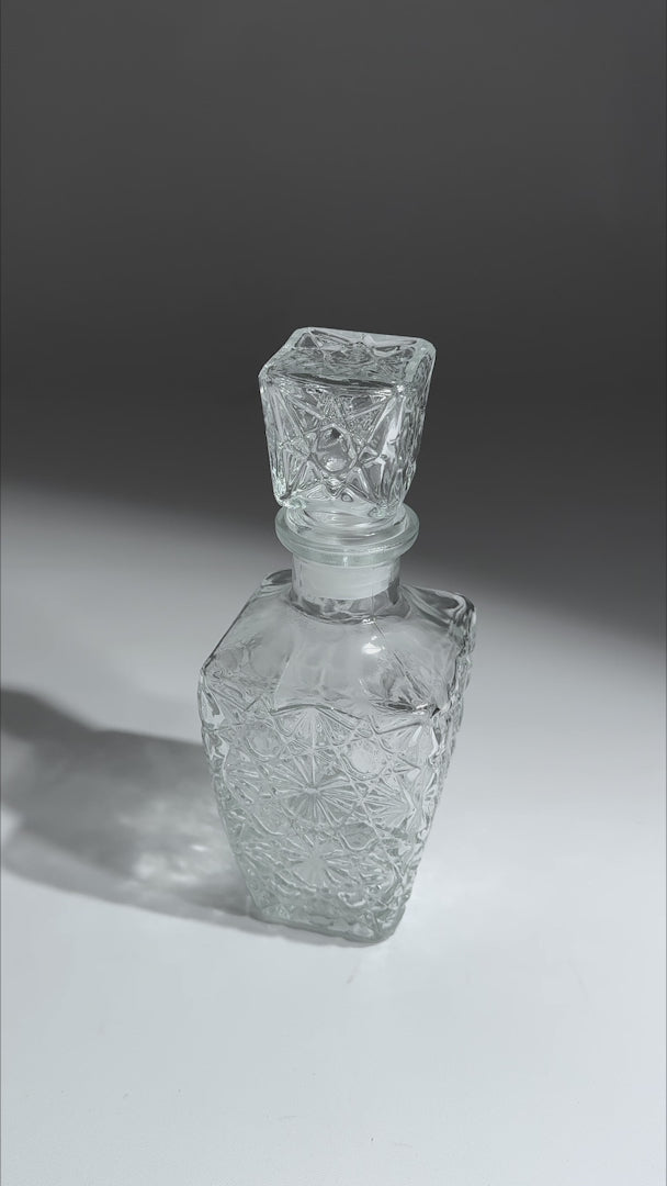 video detalles licorera de vidrio maha