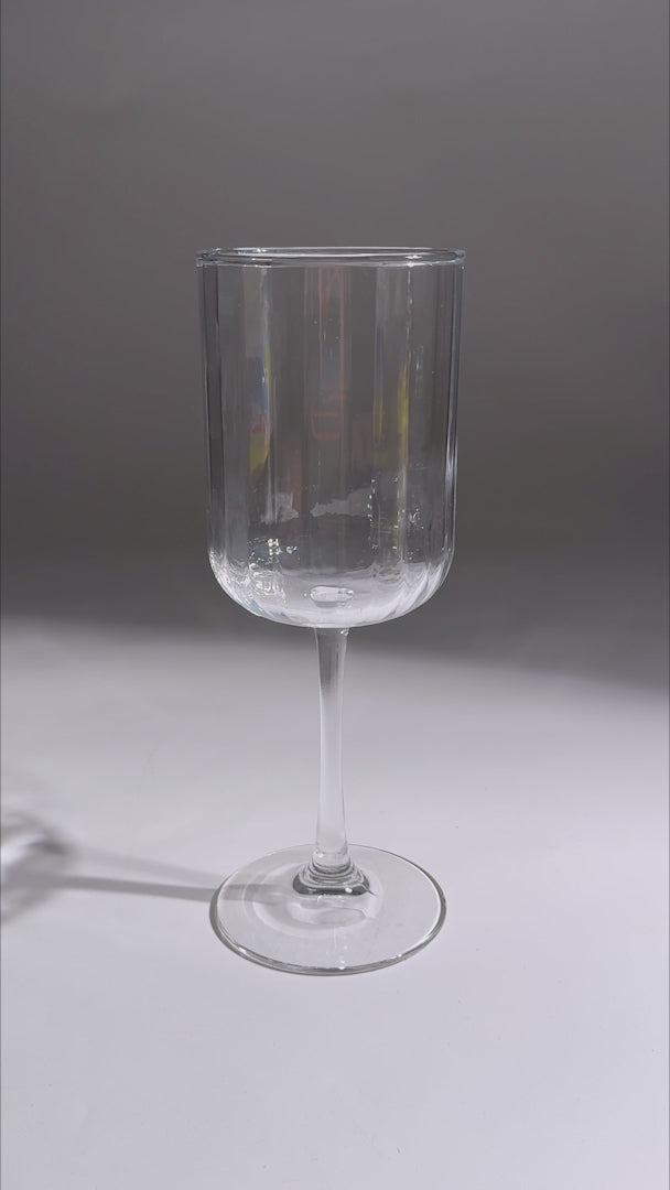Video de la copa para cóctel de vidrio Linear 399 ml