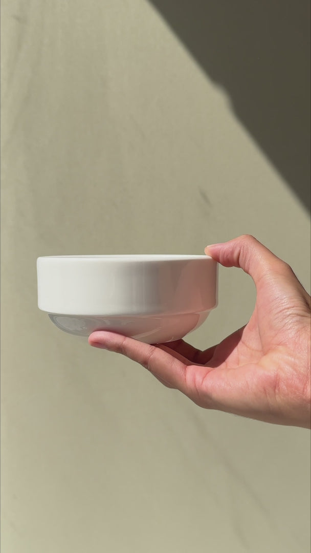 Video del plato hondo de porcelana blanco Banquet 12 cm 350 ml
