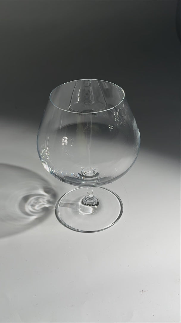 video detalles copa de vidrio maha