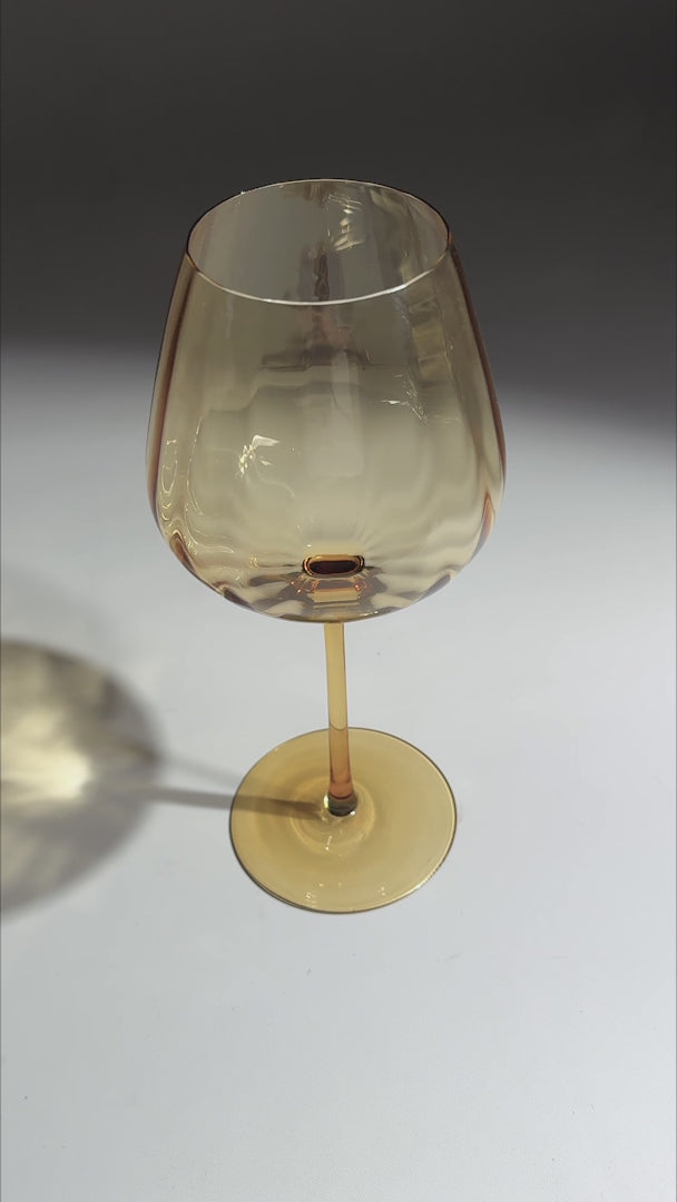 video detalles copa para vino maha