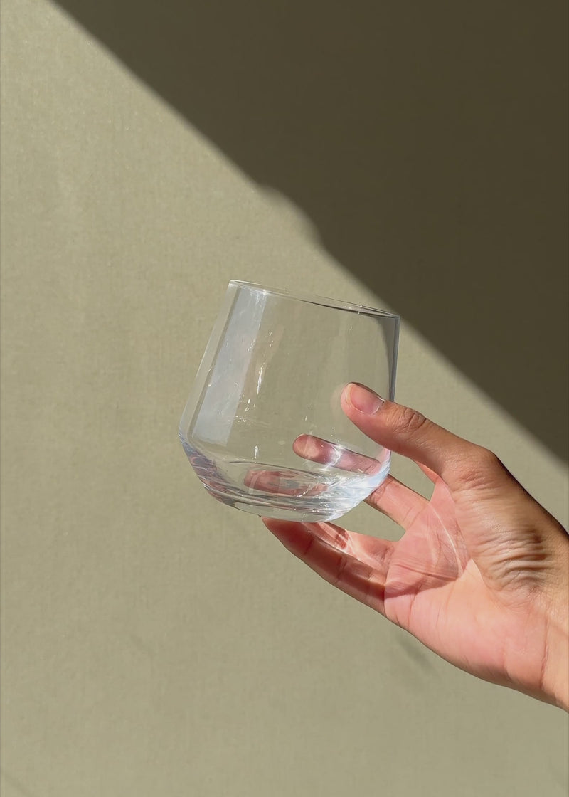 Video de Vaso Old Fashion de cristal transparente London 385 ml para restaurantes, bares, hoteles, cafeterias, lounges y banquetes