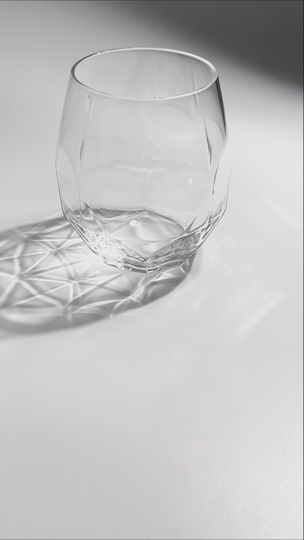 Cargar vídeo: video detalles vaso cristal maha