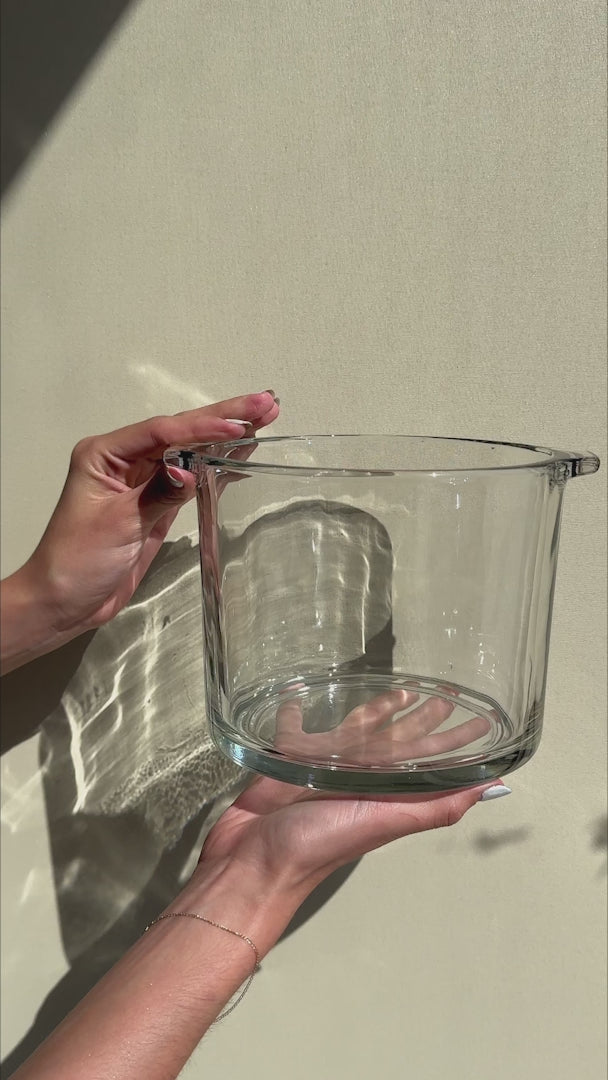 Cargar vídeo: video detalles hielera de mesa maha