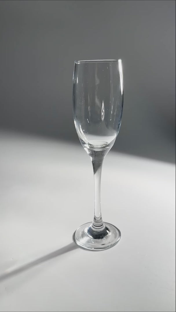 Cargar vídeo: Copa flauta de vidrio transparente Barone 190 ml