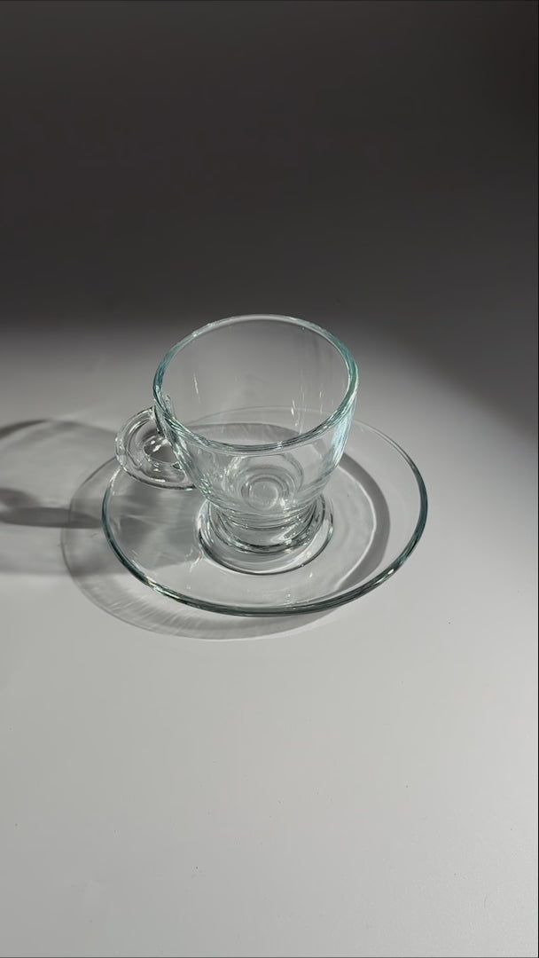 video detalles taza con plato maha