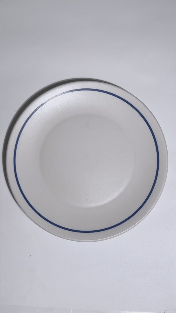 Cargar vídeo: Video del ala y filo azul del plato de cerámica Regina Alaska