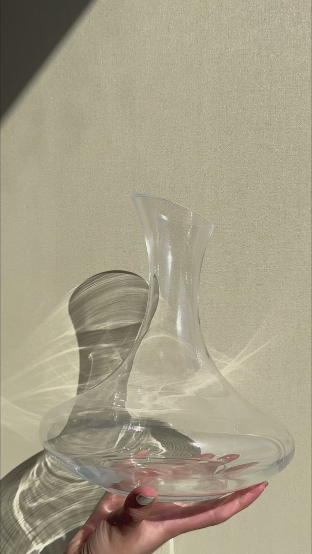 video detalles decantador de vino maha