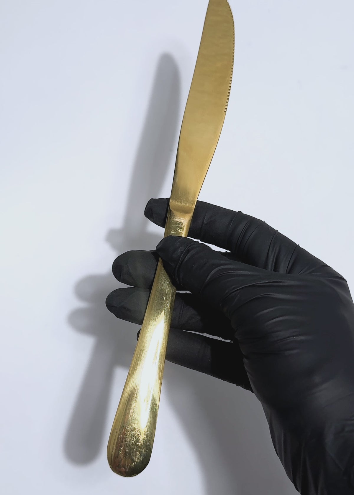 Cargar vídeo: Cubiertos de mesa de acero inoxidable dorado Paulo
