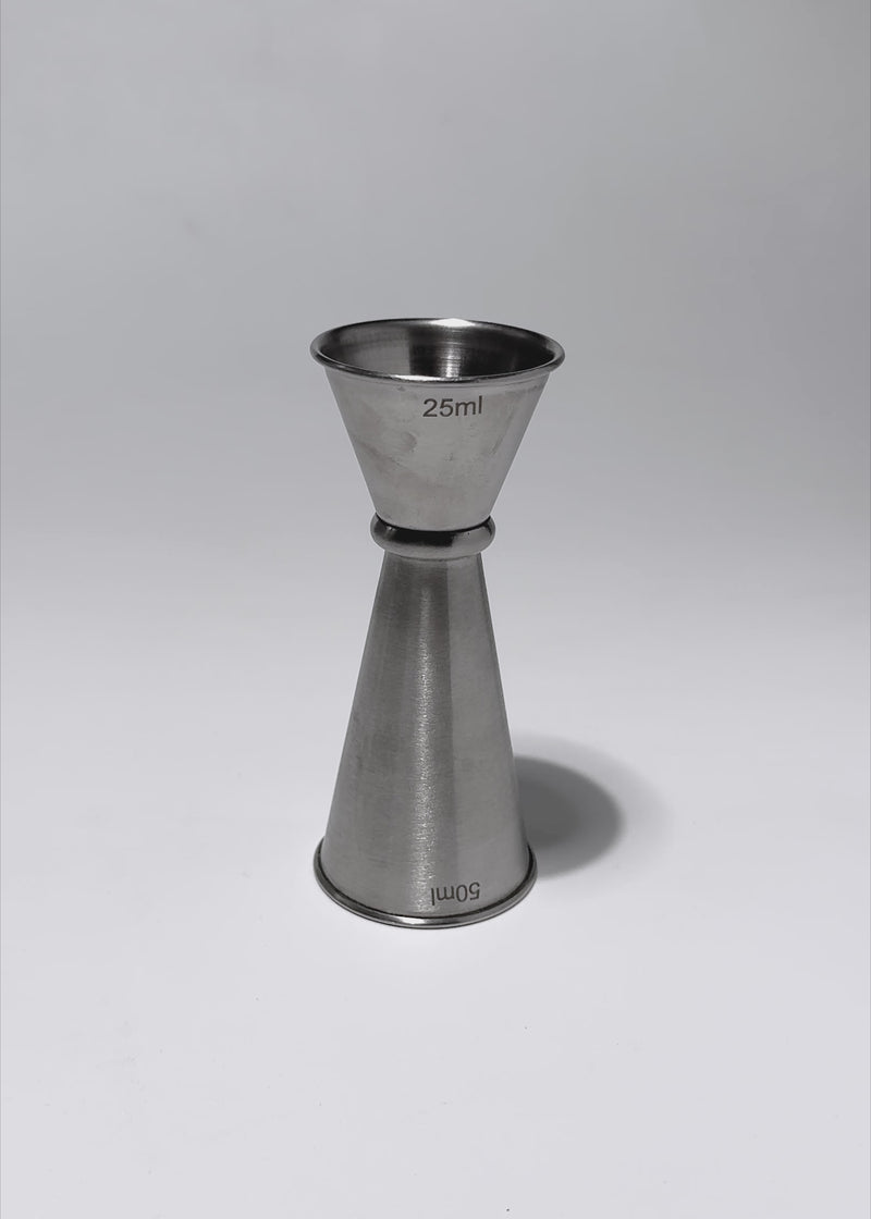 Jigger tipo japones de acero inoxidable satinado plata 25/50 ml