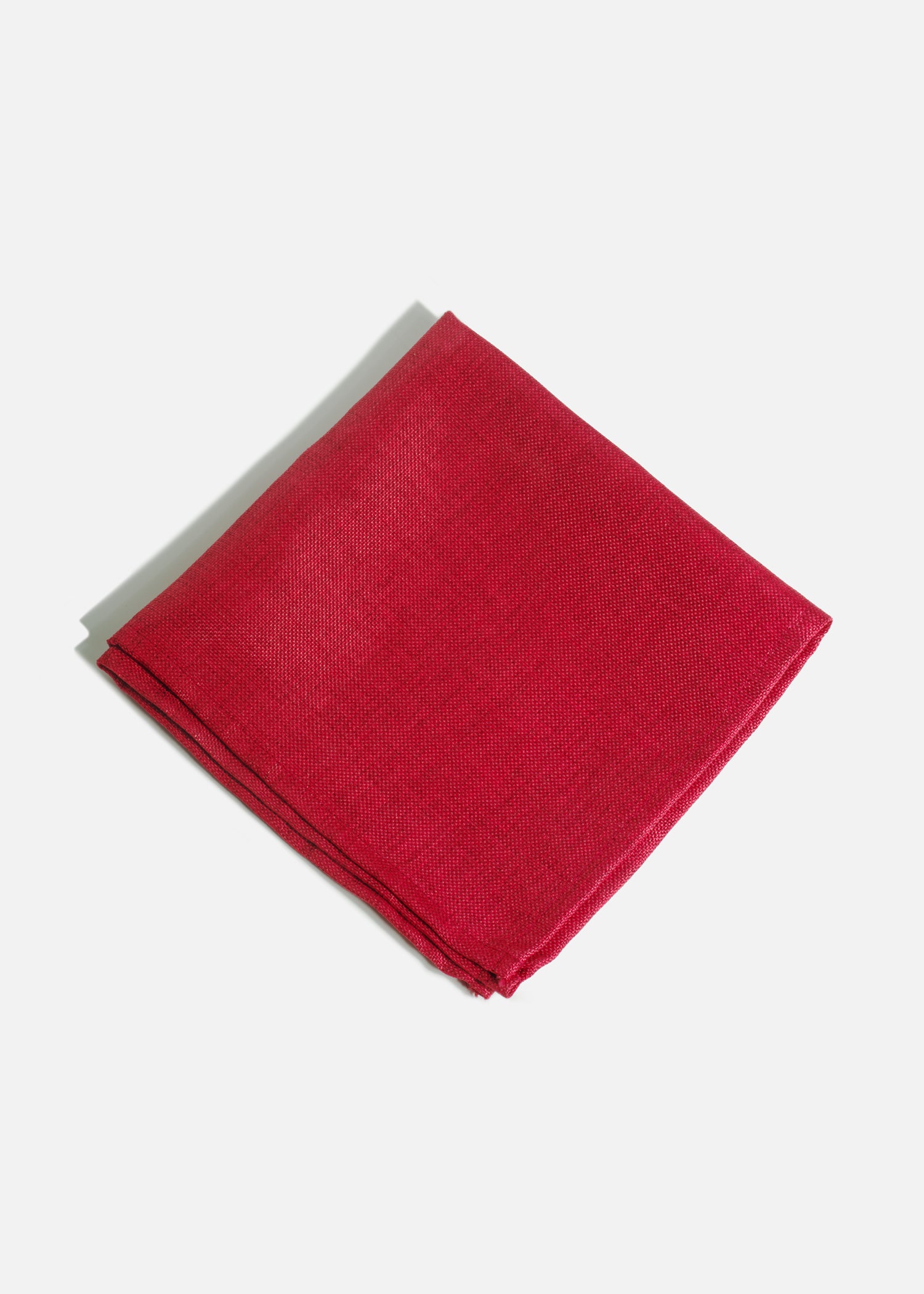 Servilleta de tela (100% poliéster) con bastilla roja Ginebra 45x45 cm