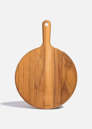 Tabla redonda para pizza de teca café con mango Tramontina, vista completa de 28 cm.