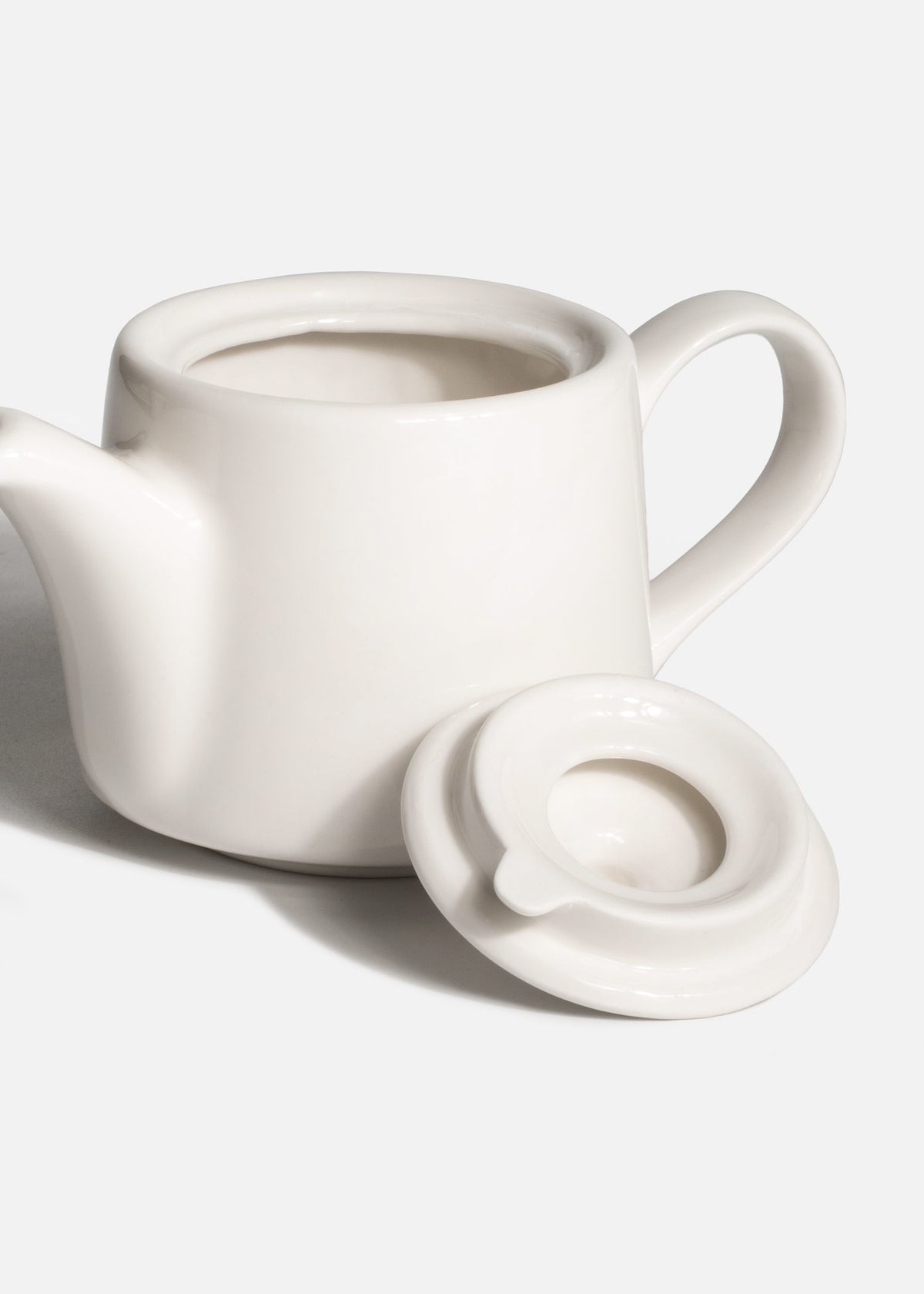 encuentra tetera para cafe maha