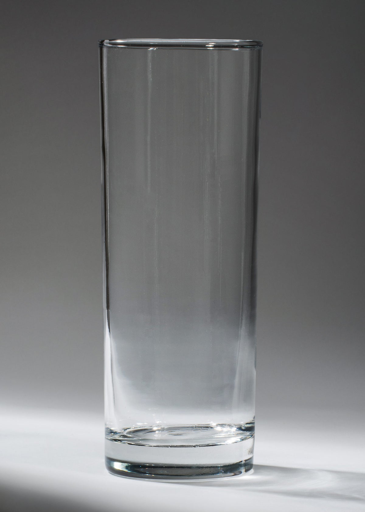 Vaso highball de vidrio transparente con fondo grueso de 346 ml, vista completa.