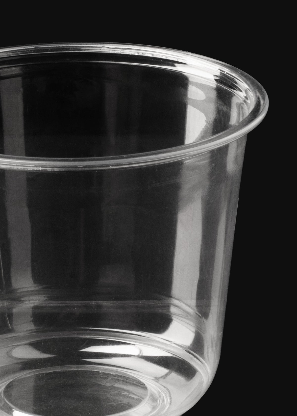 Uso profesional de Vaso de polietileno transparente U Pet 12 oz en cafeterias, restaurantes, juguerias, neverias, delivery y eventos