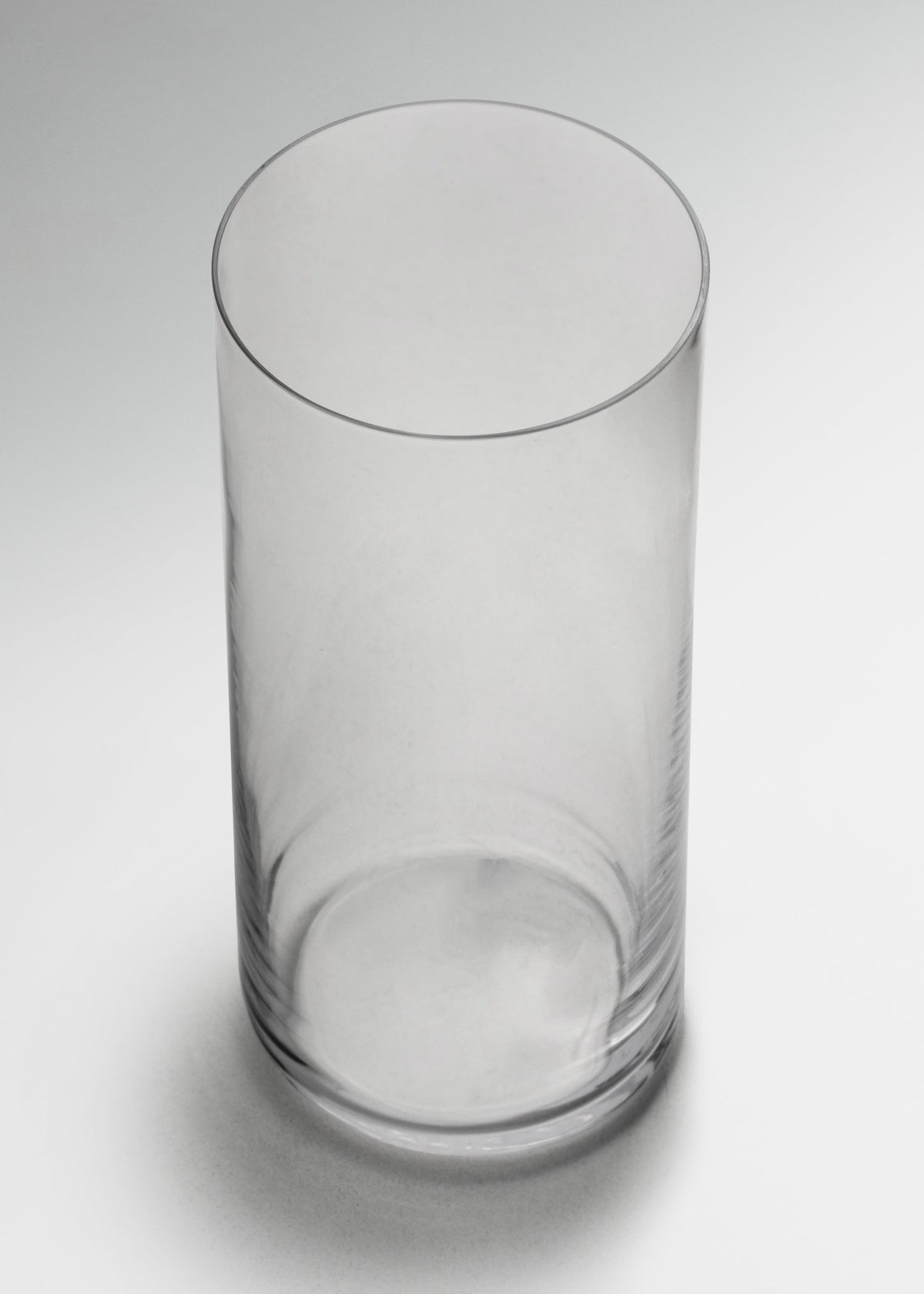 encuentra vaso de vidrio maha