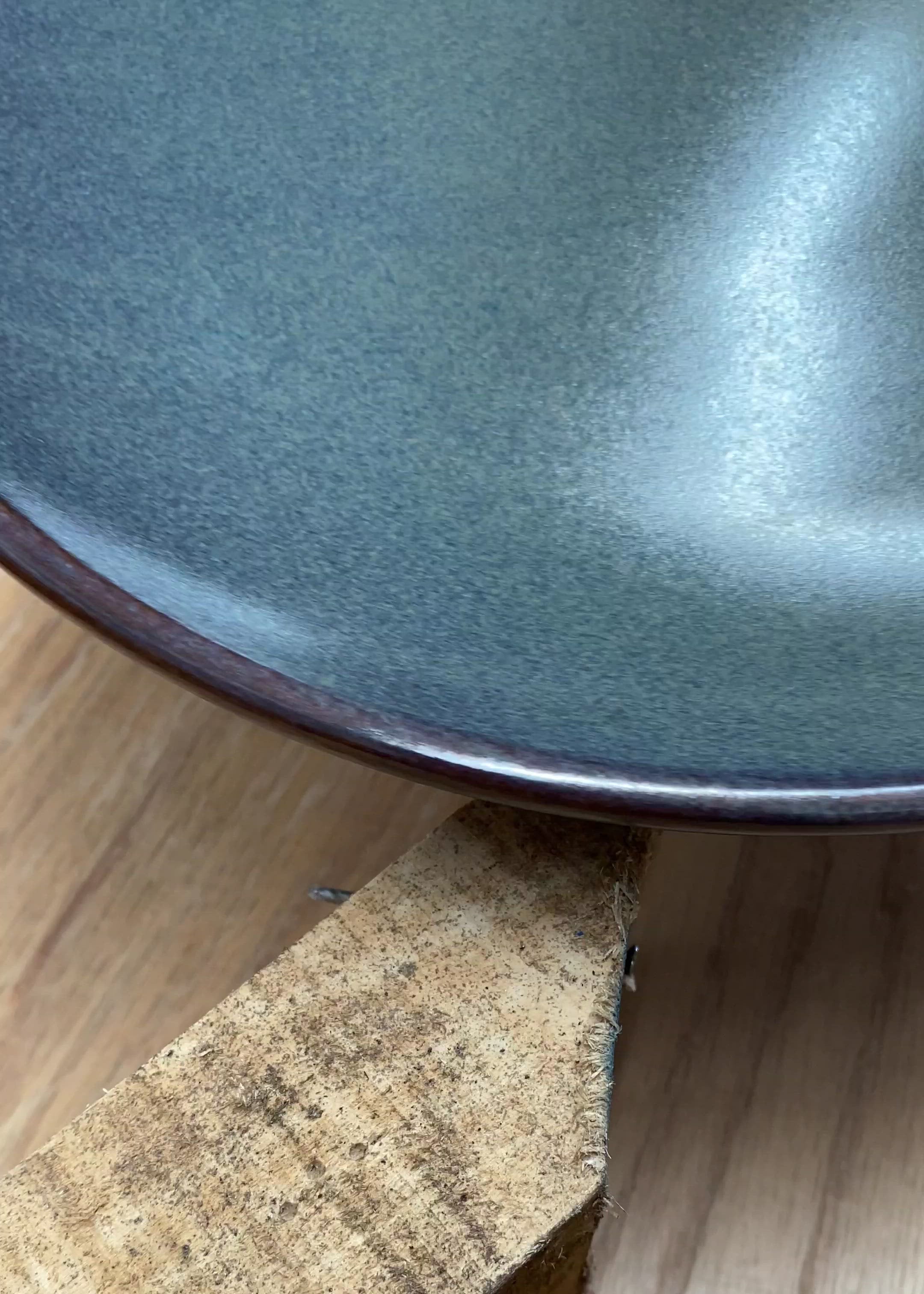 Cargar vídeo: video detalles de vajilla de porcelana